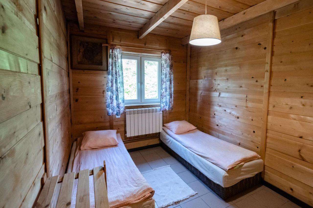 Zagroda Chryszczata Smolnik  Extérieur photo