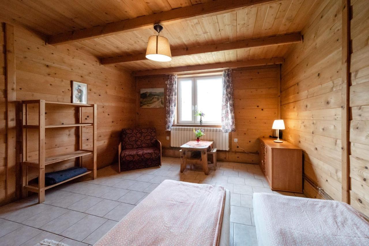 Zagroda Chryszczata Smolnik  Extérieur photo